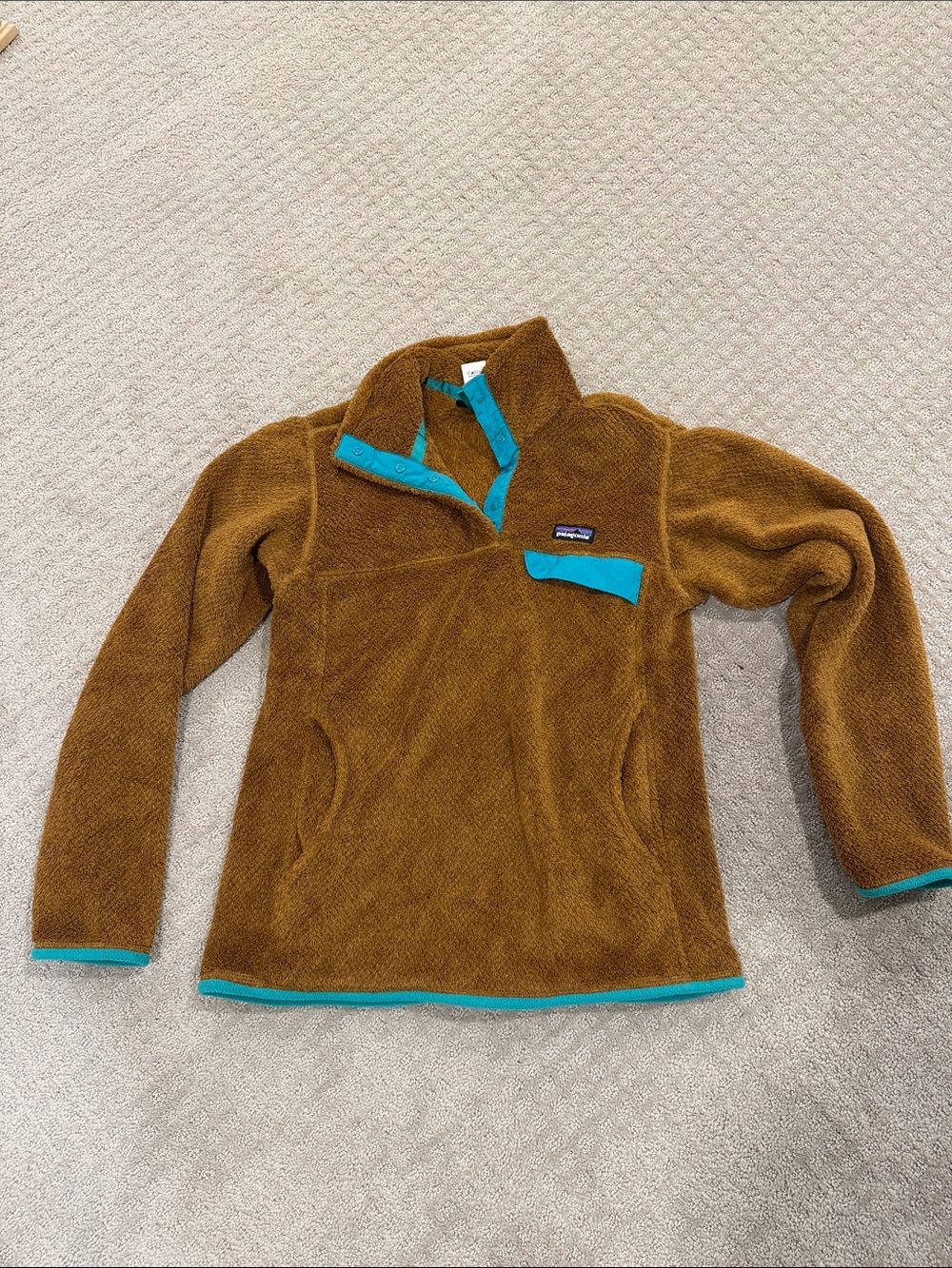 Patagonia Brown Fleece Jacket with Teal Accents